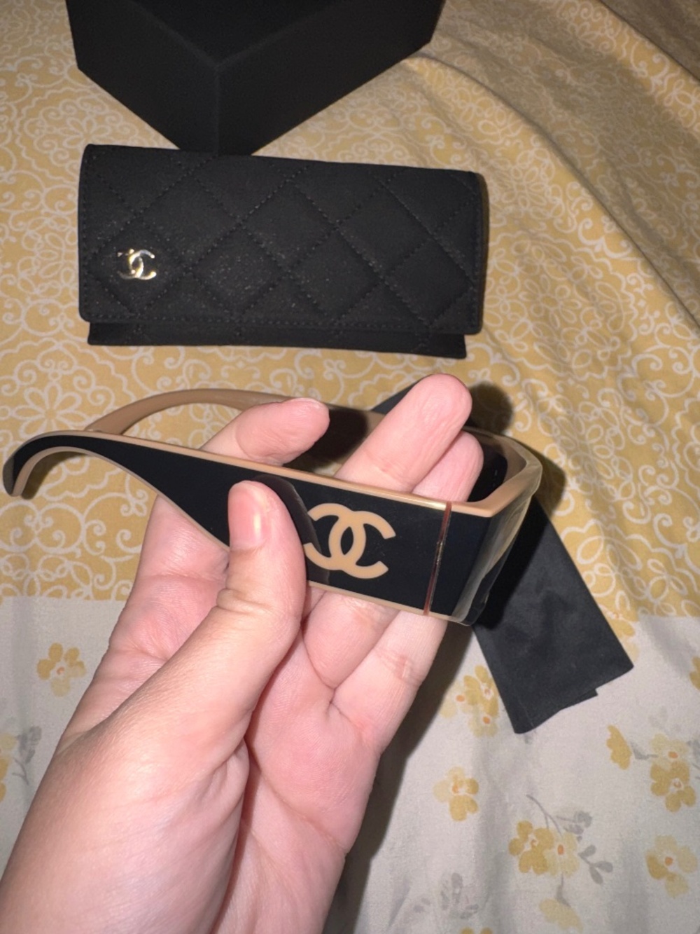 CHANEL shield Sunglasses